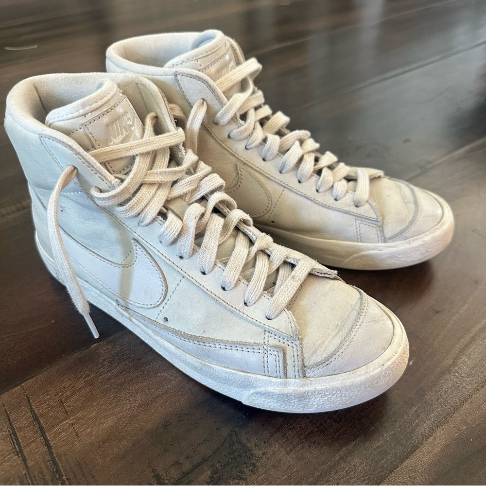 Nike Blazers Gray Leather High-Top Sneakers Vintage Style